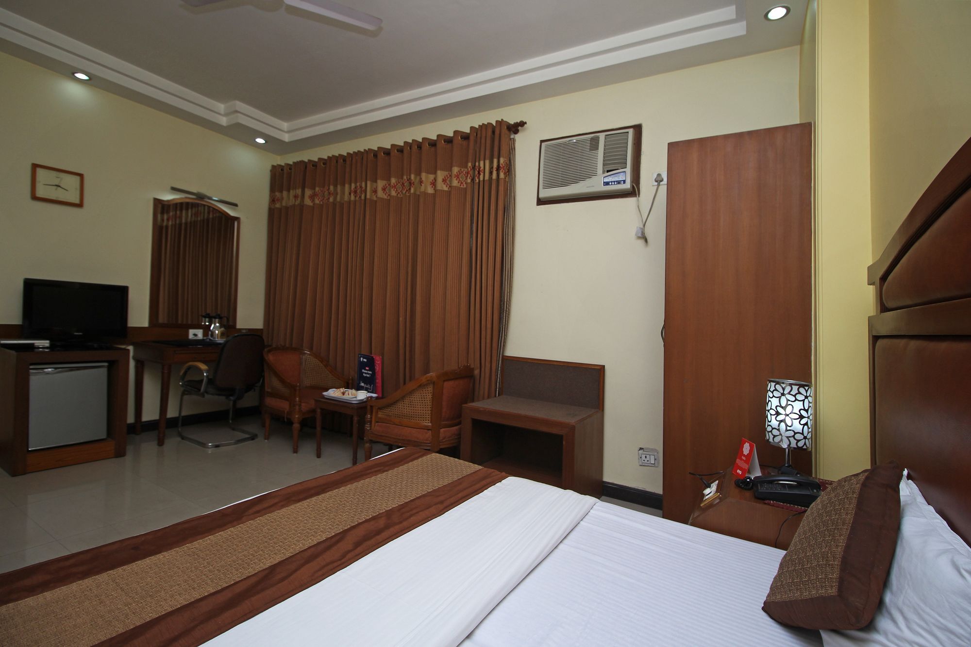 Oyo 6589 Shubhdeep Aashiyana Hotel Gurgaon Ngoại thất bức ảnh